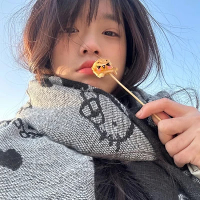 2025最新高颜值女生头像