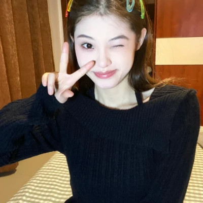2025最新高颜值女生头像