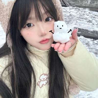 2025最新高颜值女生头像