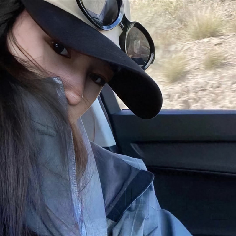 高级自由感女生头像图片