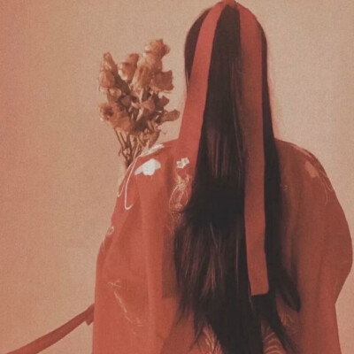 新郎新娘一左一右结婚情侣头像图片