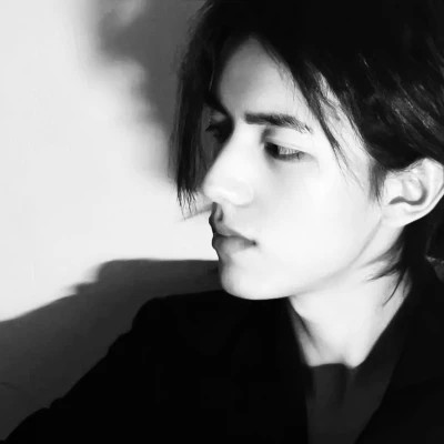 冷门独特小众男生头像图片