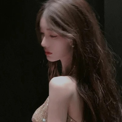 氛围感女头图片