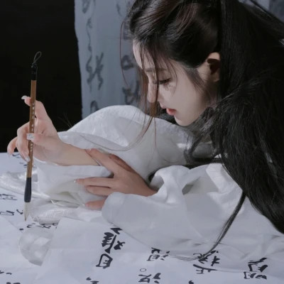 氛围感古风女生头像图片
