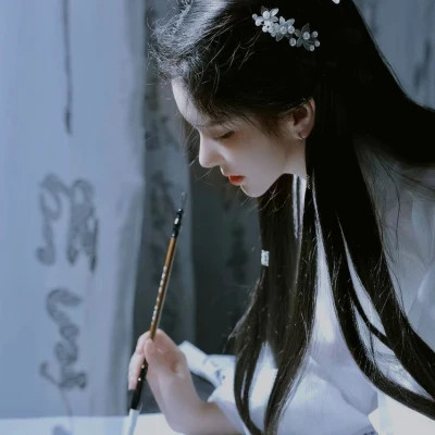 氛围感古风女生头像图片