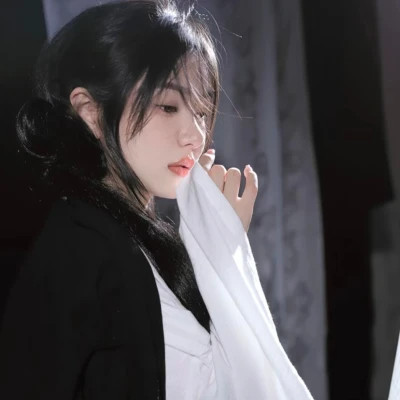 氛围感古风女生头像图片