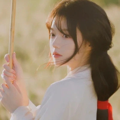 氛围感古风女生头像图片