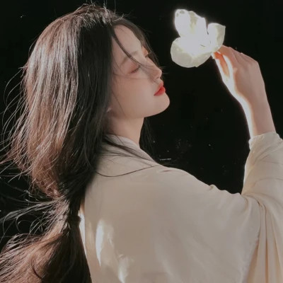 氛围感古风女生头像图片