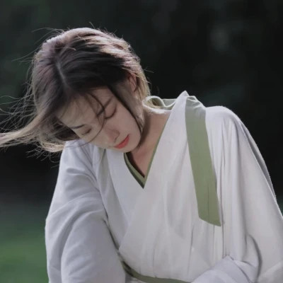 氛围感古风女生头像图片
