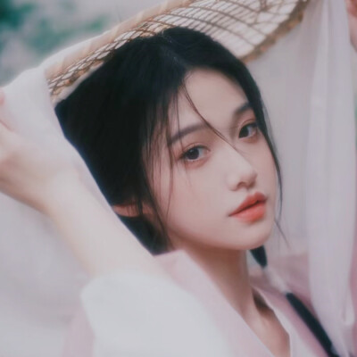 氛围感古风女生头像图片