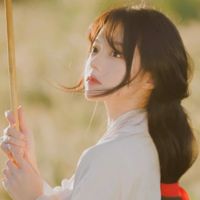 氛围感古风女生头像图片