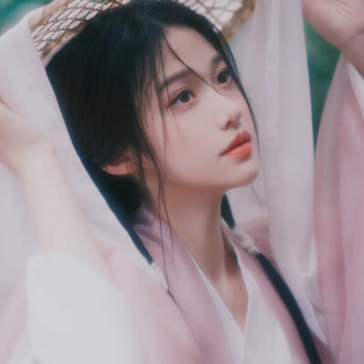 氛围感古风女生头像图片