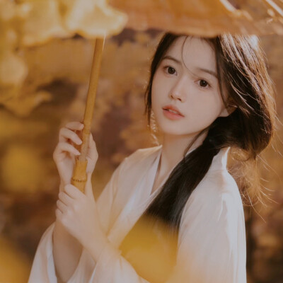 氛围感古风女生头像图片