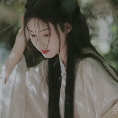 氛围感古风女生头像图片