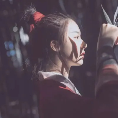 女生古风素雅清淡的头像图片