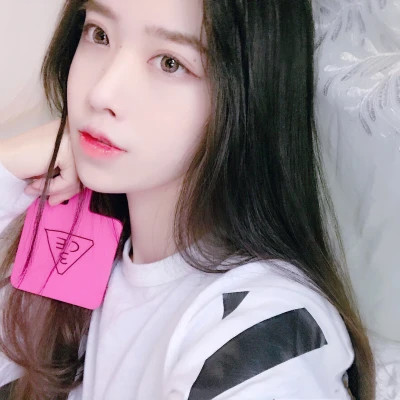 闺蜜头像分开一人一半