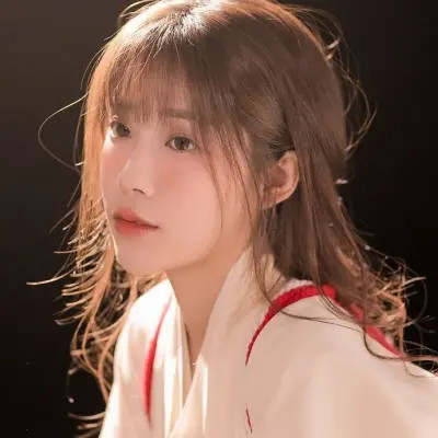 惊艳系女生头像图片