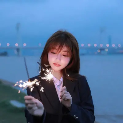惊艳系女生头像图片