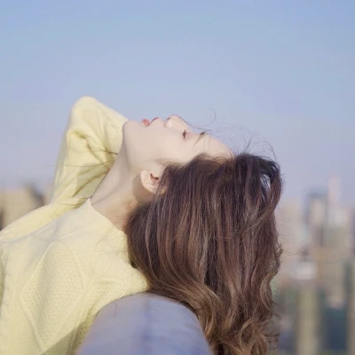 惊艳系女生头像图片