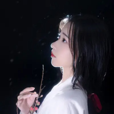 惊艳系女生头像图片
