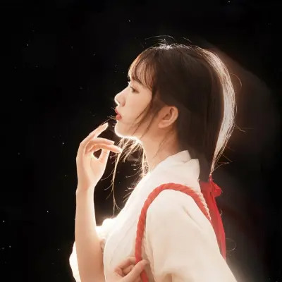 头像女生唯美小清新图片