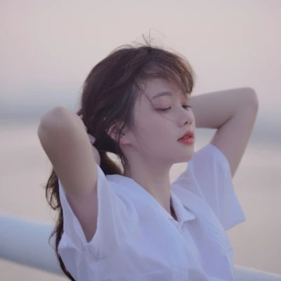 头像女生唯美小清新图片