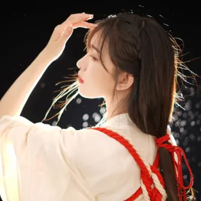 头像女生唯美小清新图片