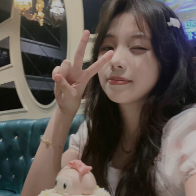 清纯可爱女生头像图片