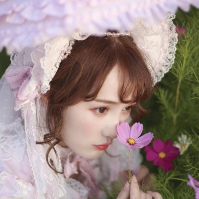 甜美风格的女生头像图片