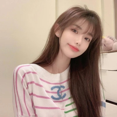 甜美风格的女生头像图片