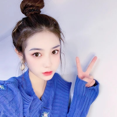 甜美风格的女生头像图片