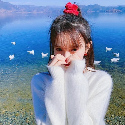 甜美风格的女生头像图片