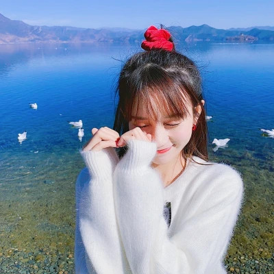 甜美风格的女生头像图片