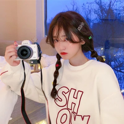 甜美风格的女生头像图片