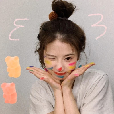 甜美风格的女生头像图片