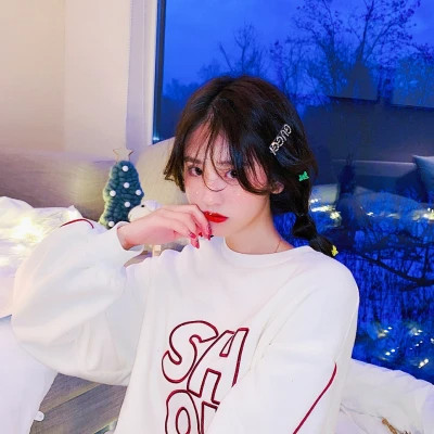 甜美风格的女生头像图片