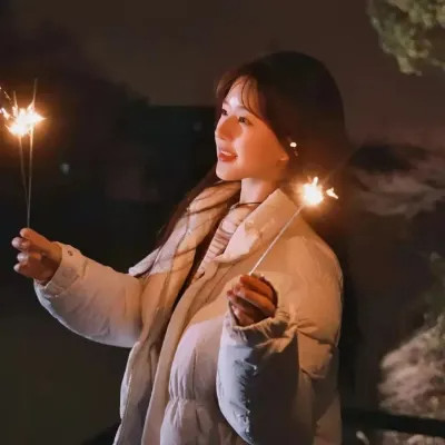 2025年最火爆的真人闺蜜头像图片