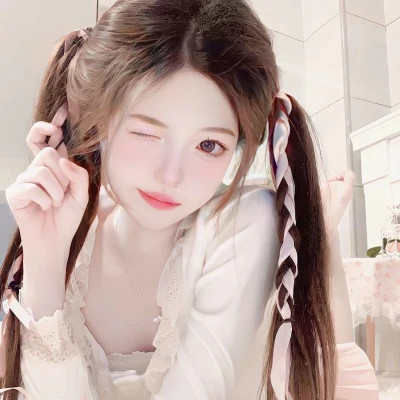 2025年真人女生头像图片