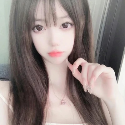 2025年真人女生头像图片