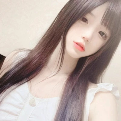 2025年真人女生头像图片