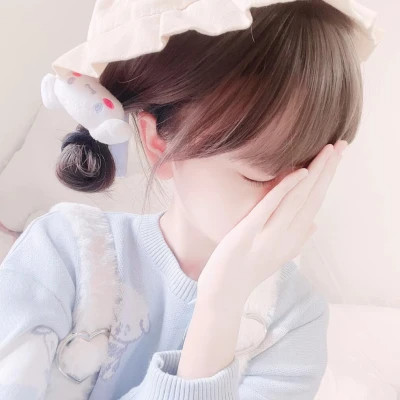 2025年真人女生头像图片