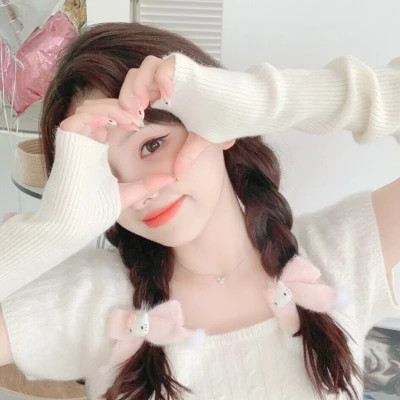 2025年真人女生头像图片