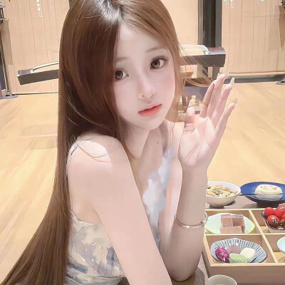 2025年真人女生头像图片
