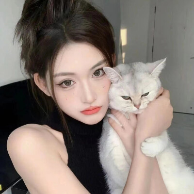 2025年真人女生头像图片