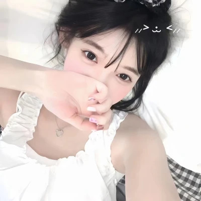 2025年真人女生头像图片
