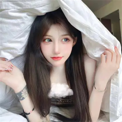 2025年真人女生头像图片