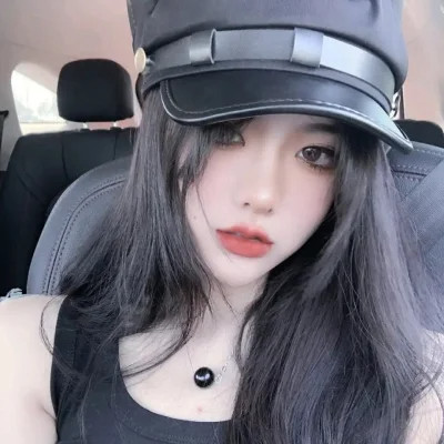 迷人年轻女生头像图片