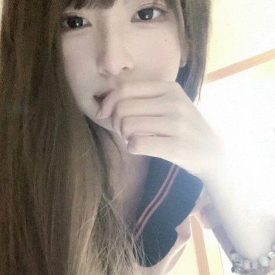 优雅简约女生头像