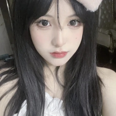 优雅简约女生头像