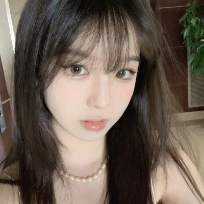 优雅简约女生头像